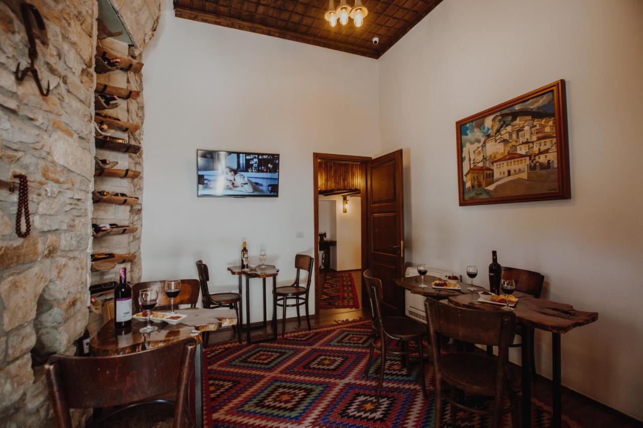 Hotel Tradita E Beratit Berat